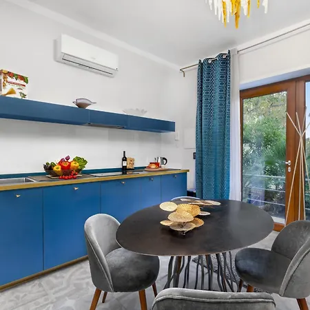 De Charme 2 Apartment *