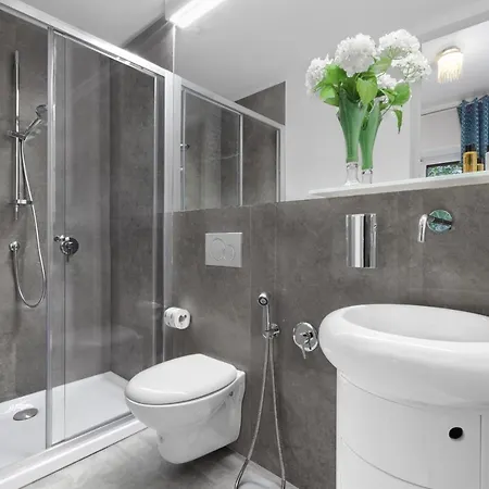 Apartment De Charme 2